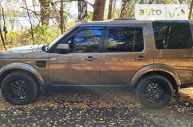 Позашляховик / Кросовер Land Rover Discovery 2010 в 