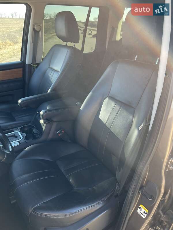 Позашляховик / Кросовер Land Rover Discovery 2012 в Одесі фото 18 Позашляховик / Кросовер Land Rover Discovery 2012 в Одесі