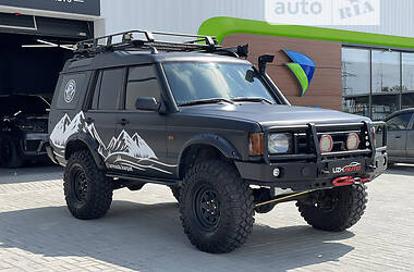 Внедорожник / Кроссовер Land Rover Discovery 2001 в Ужгороде
