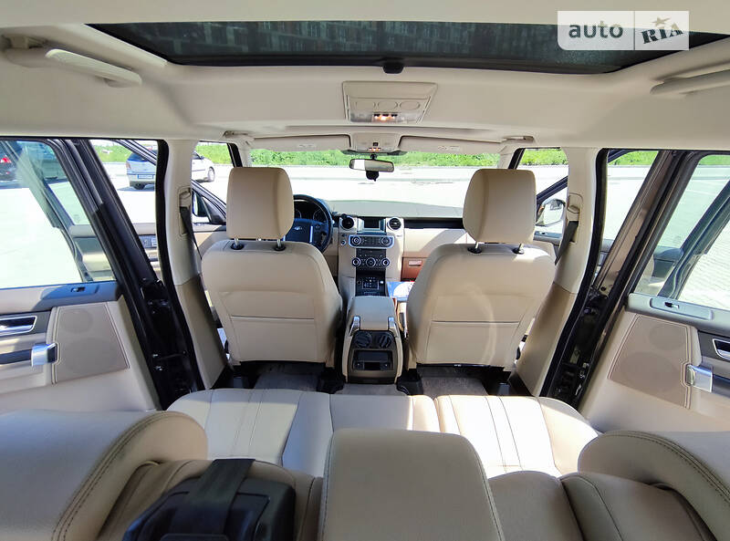Позашляховик / Кросовер Land Rover Discovery 2016 в Києві