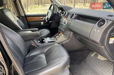 Внедорожник / Кроссовер Land Rover Discovery 2012 в 