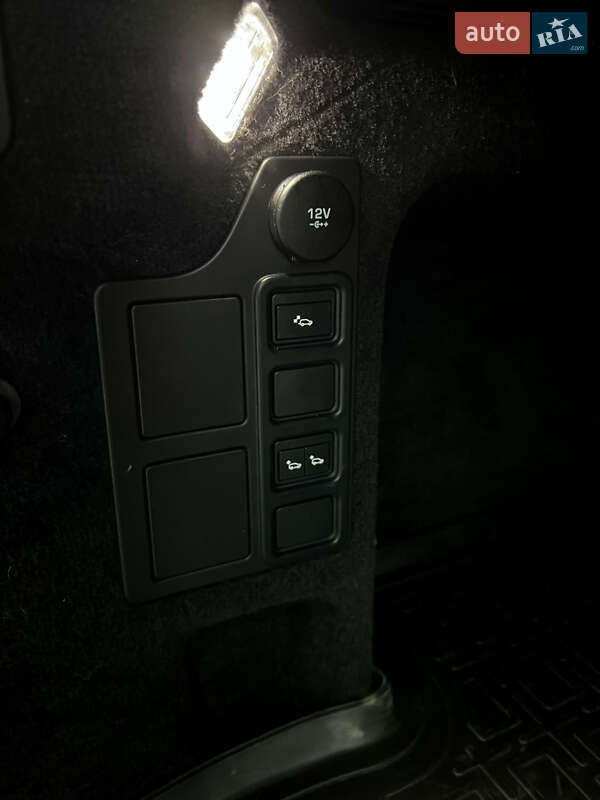 Внедорожник / Кроссовер Land Rover Discovery 2019 в Ивано-Франковске