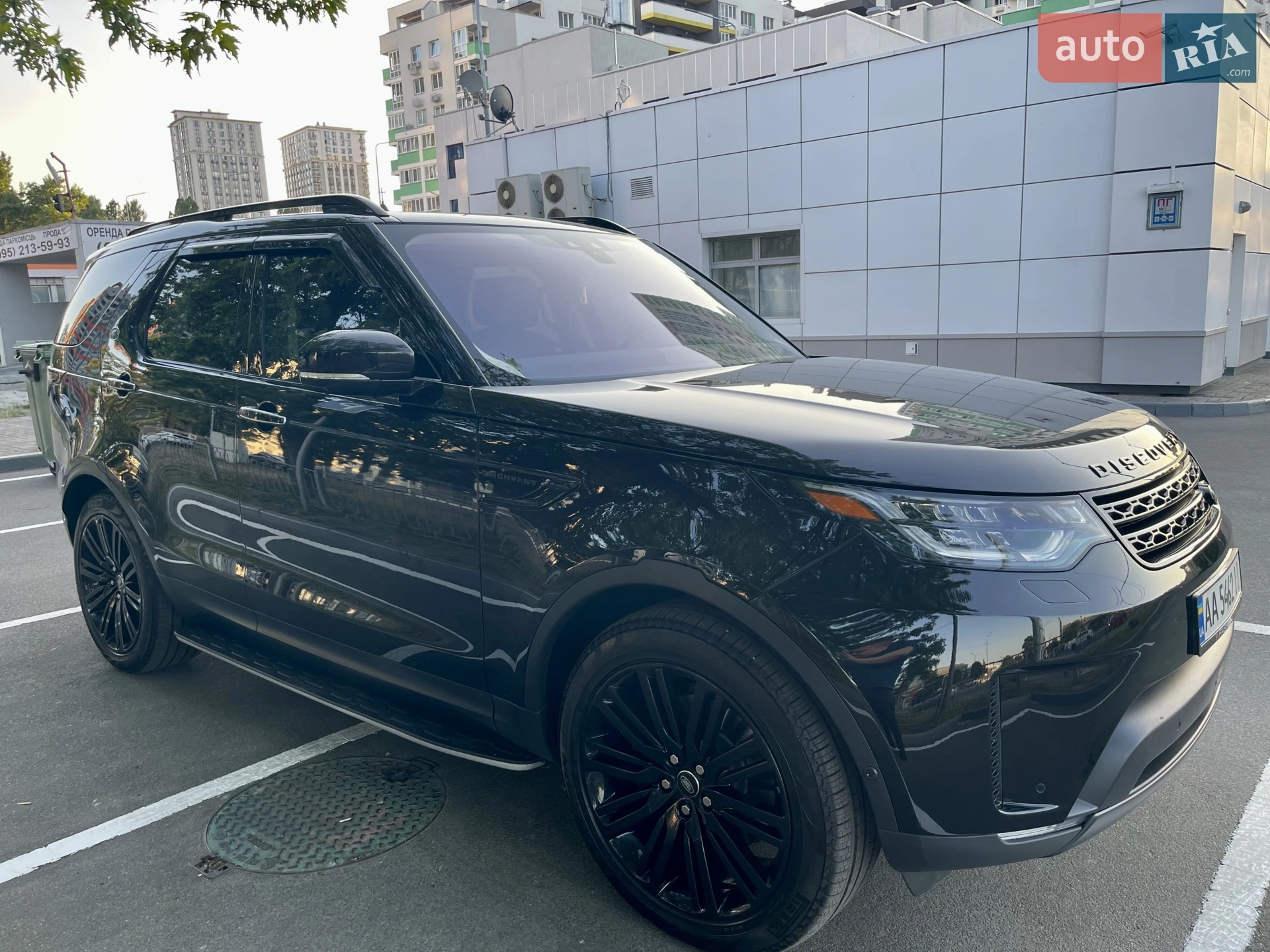2017 Land Rover Discovery - фото 1