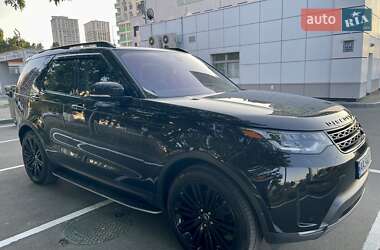 Позашляховик / Кросовер Land Rover Discovery 2017 в 