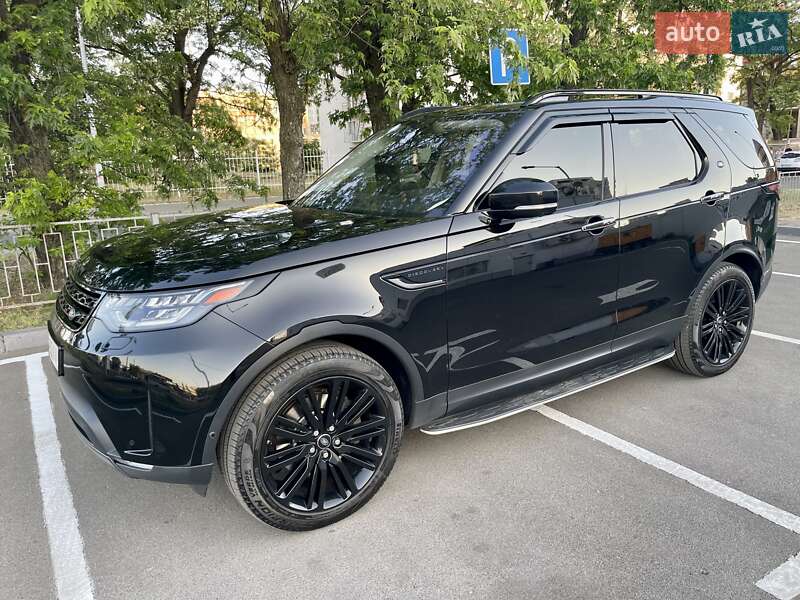 Внедорожник / Кроссовер Land Rover Discovery 2017 в Киеве