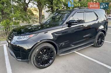 Позашляховик / Кросовер Land Rover Discovery 2017 в 