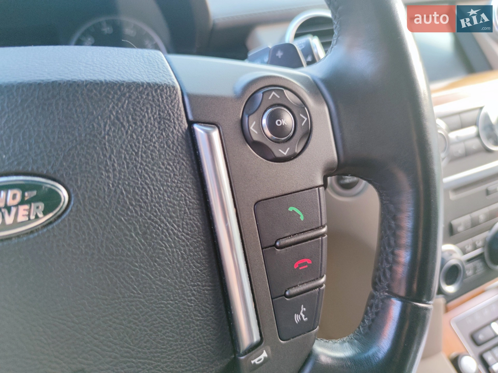2014 Land Rover Discovery - мініатюра 24