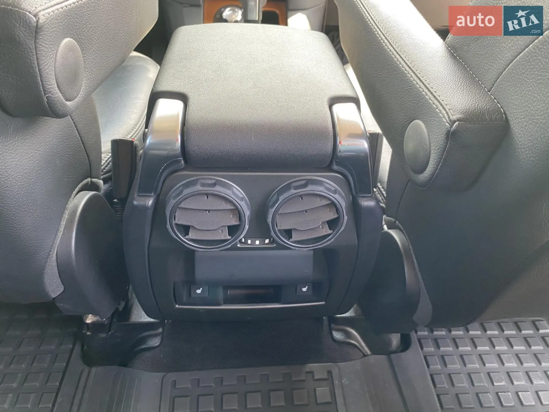 2012 Land Rover Discovery - мініатюра 21
