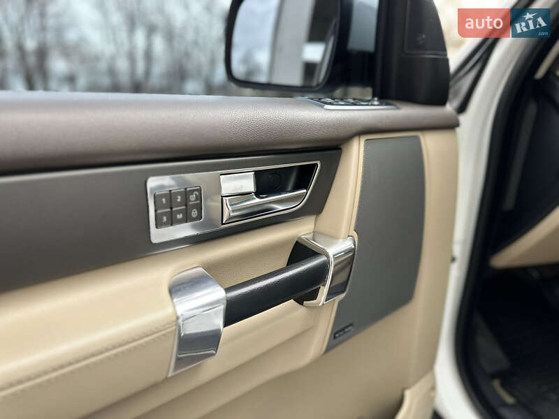 Позашляховик / Кросовер Land Rover Discovery 2012 в Одесі