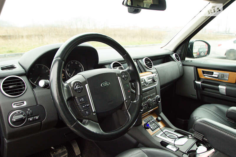 Внедорожник / Кроссовер Land Rover Discovery 2015 в Виннице фото 24 Внедорожник / Кроссовер Land Rover Discovery 2015 в Виннице