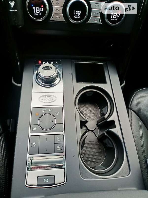 Внедорожник / Кроссовер Land Rover Discovery 2017 в Киеве