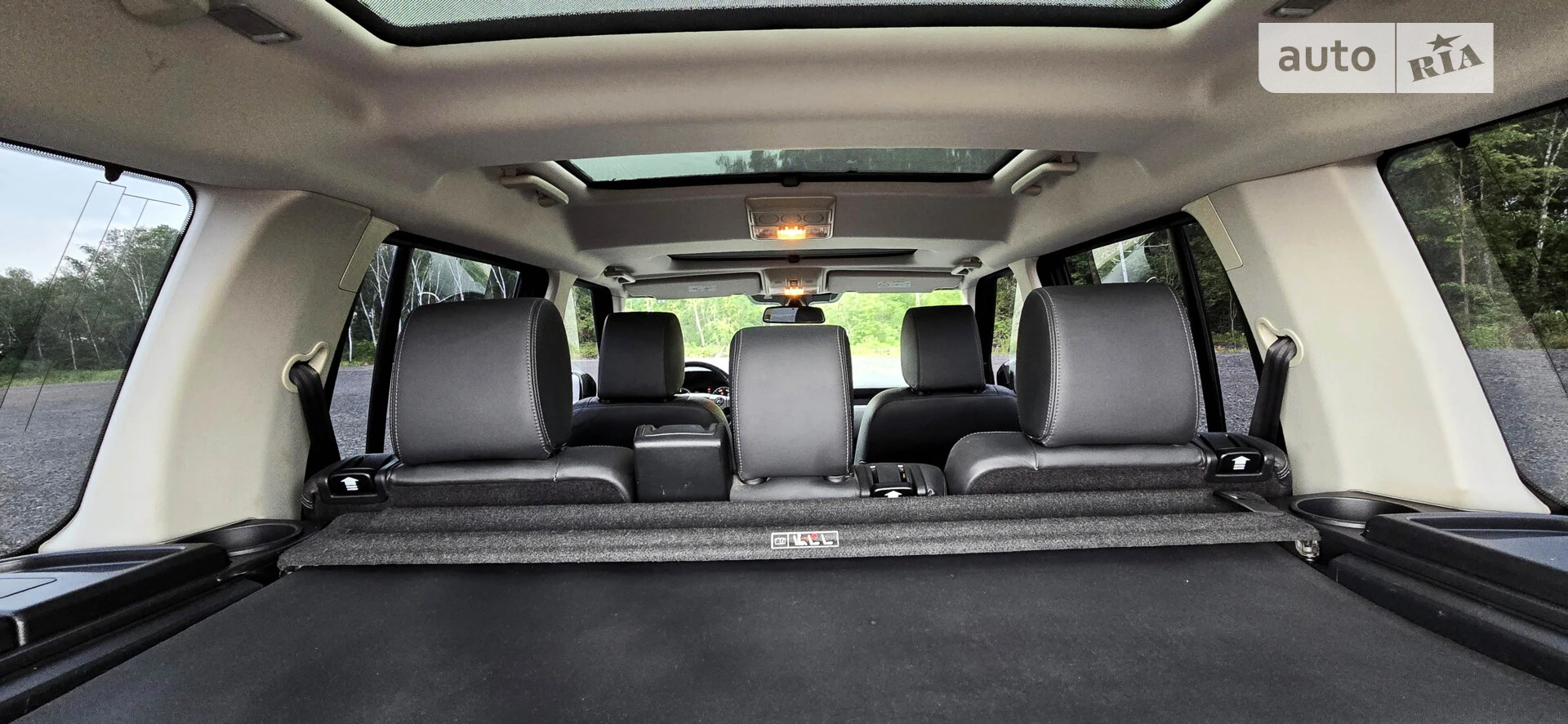2014 Land Rover Discovery - мініатюра 21