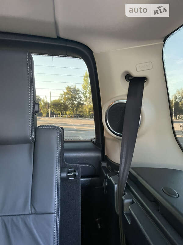 Внедорожник / Кроссовер Land Rover Discovery 2016 в Коломые