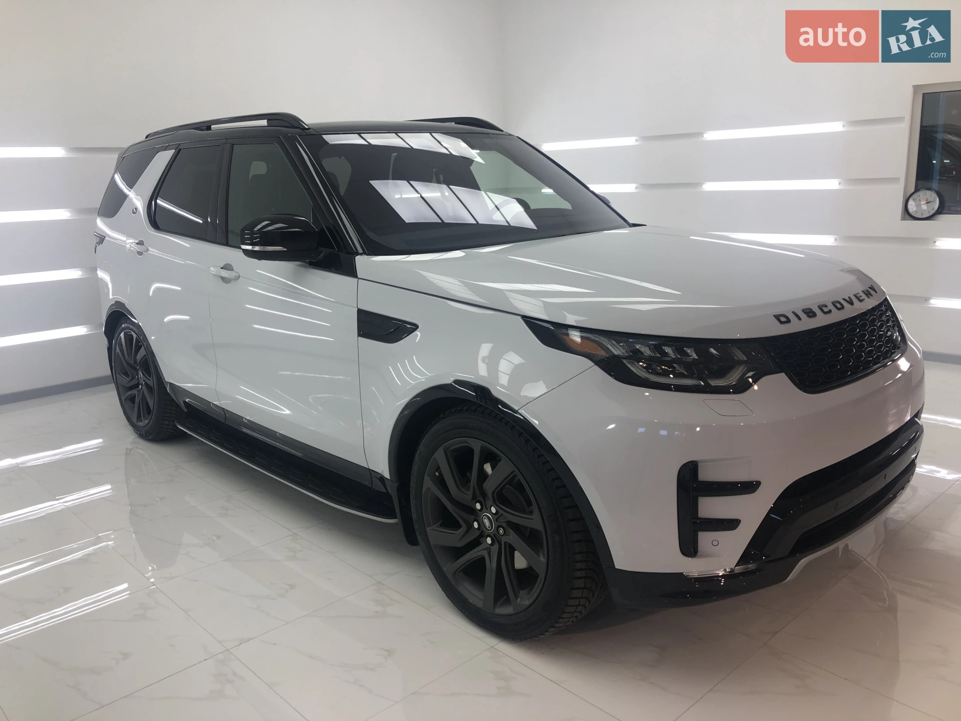 2017 Land Rover Discovery - фото 1