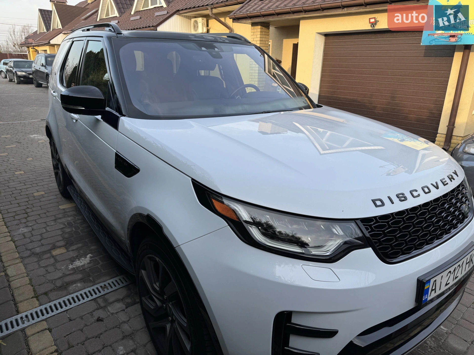 2017 Land Rover Discovery - мініатюра 22