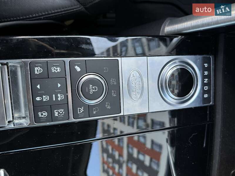 Внедорожник / Кроссовер Land Rover Discovery 2017 в Львове