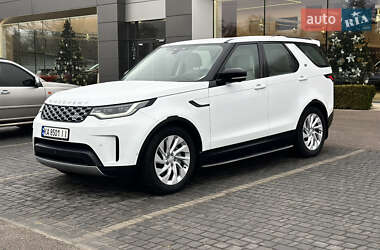 Land Rover Discovery 2023