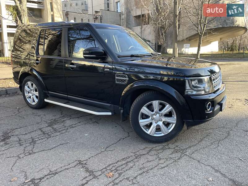 Позашляховик / Кросовер Land Rover Discovery 2015 в Києві