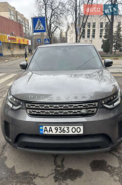 Внедорожник / Кроссовер Land Rover Discovery 2017 в Киеве