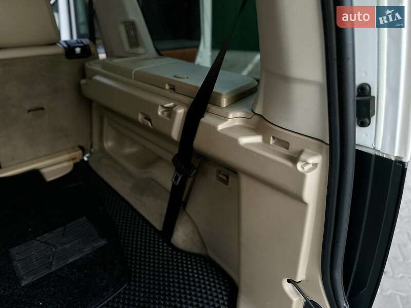 Позашляховик / Кросовер Land Rover Discovery 2015 в Тернополі