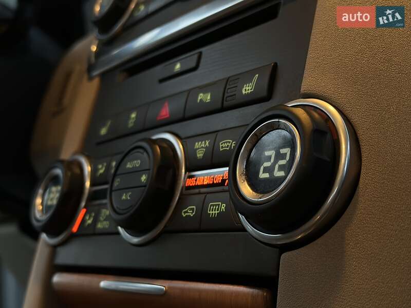 Позашляховик / Кросовер Land Rover Discovery 2015 в Тернополі