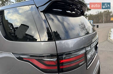 Внедорожник / Кроссовер Land Rover Discovery 2021 в 