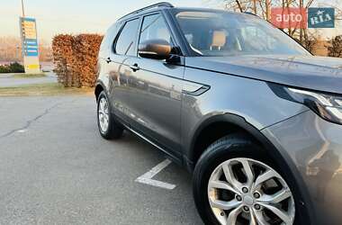 Позашляховик / Кросовер Land Rover Discovery 2018 в 