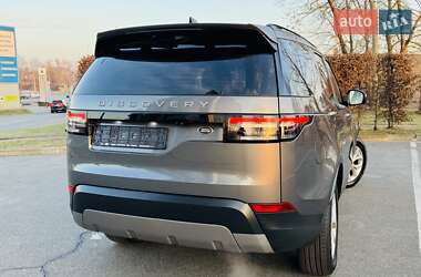 Позашляховик / Кросовер Land Rover Discovery 2018 в 