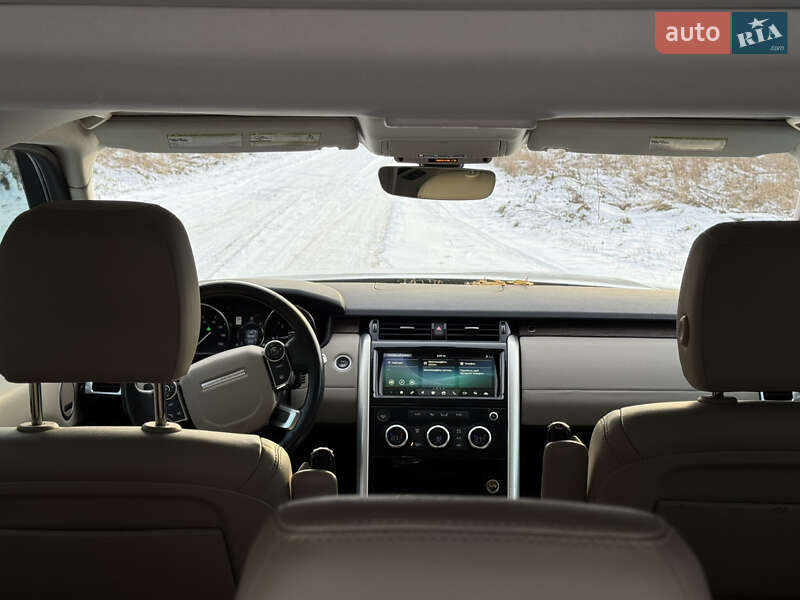 Внедорожник / Кроссовер Land Rover Discovery 2017 в Львове фото 31 Внедорожник / Кроссовер Land Rover Discovery 2017 в Львове