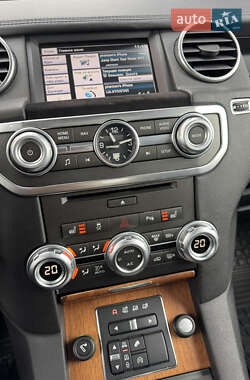 Позашляховик / Кросовер Land Rover Discovery 2015 в 