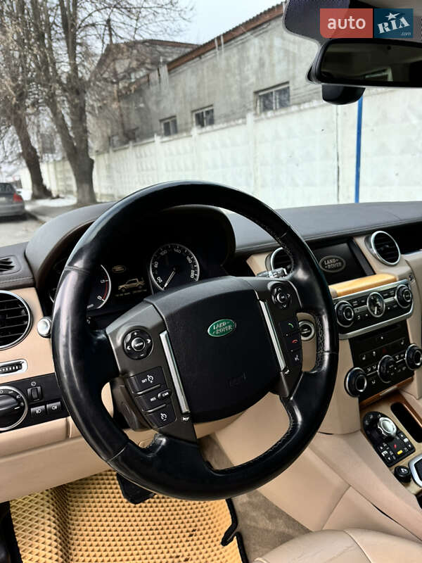 Позашляховик / Кросовер Land Rover Discovery 2012 в Звягелі