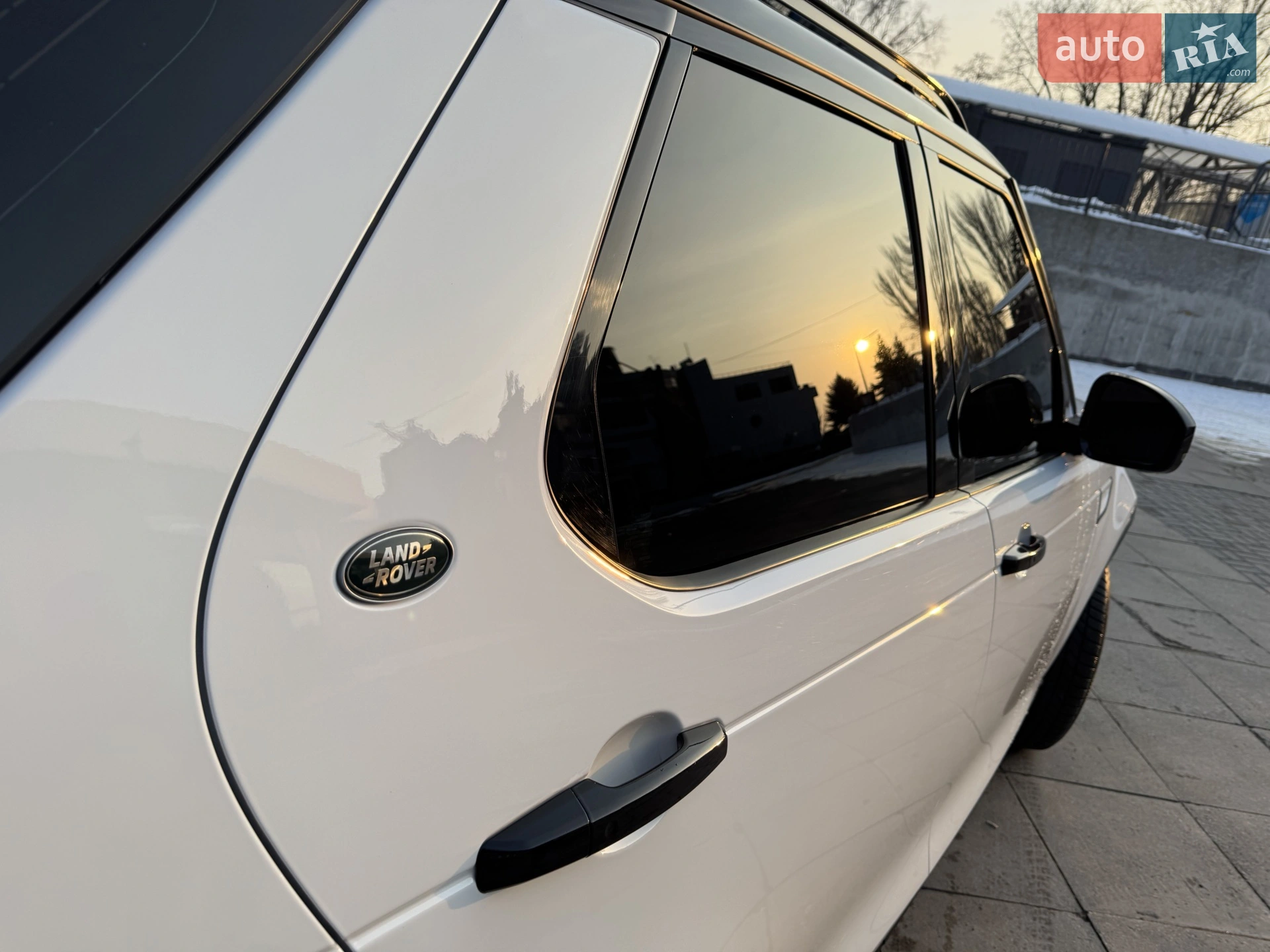 2023 Land Rover Discovery - мініатюра 7