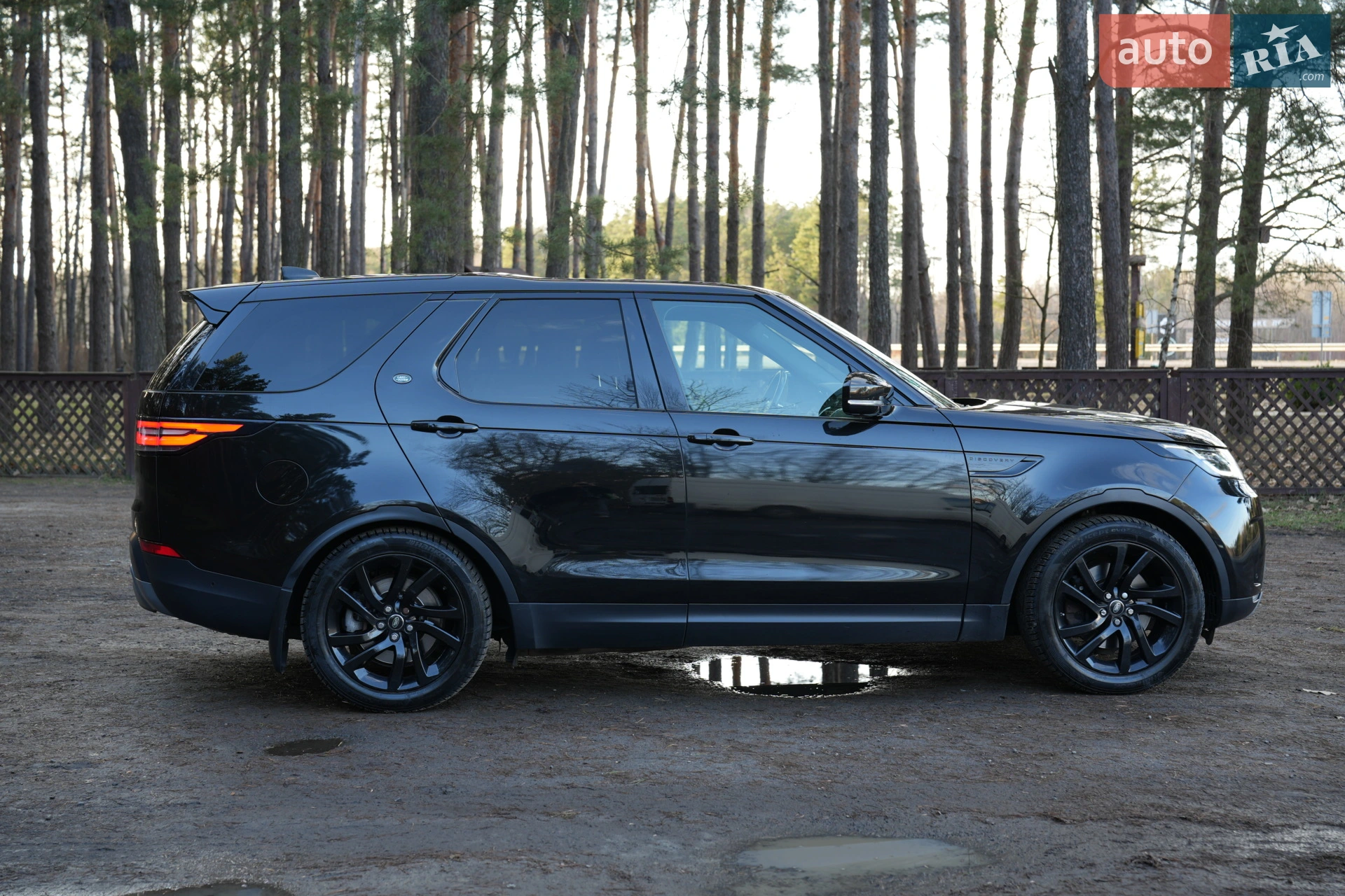 2017 Land Rover Discovery - мініатюра 4