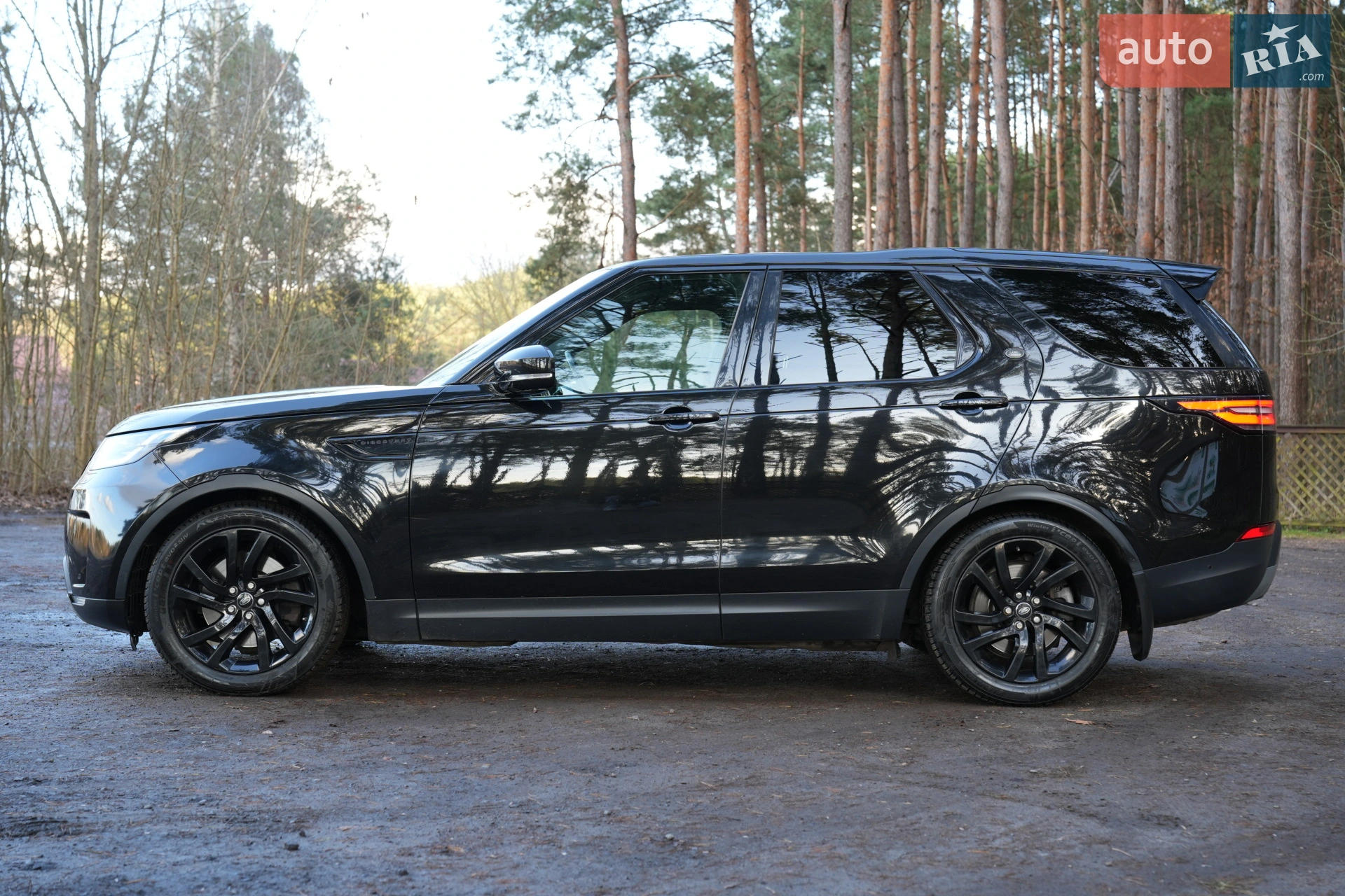 2017 Land Rover Discovery - мініатюра 2
