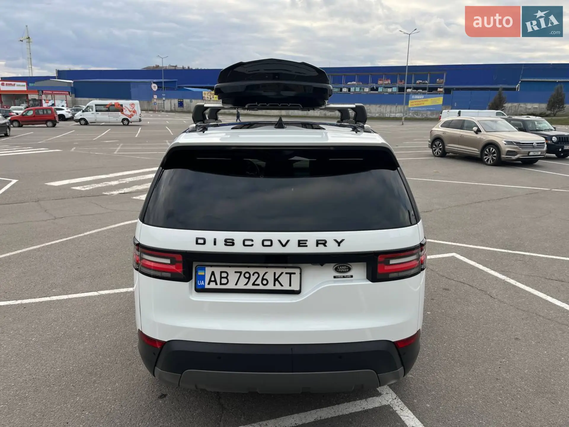 2017 Land Rover Discovery - мініатюра 18