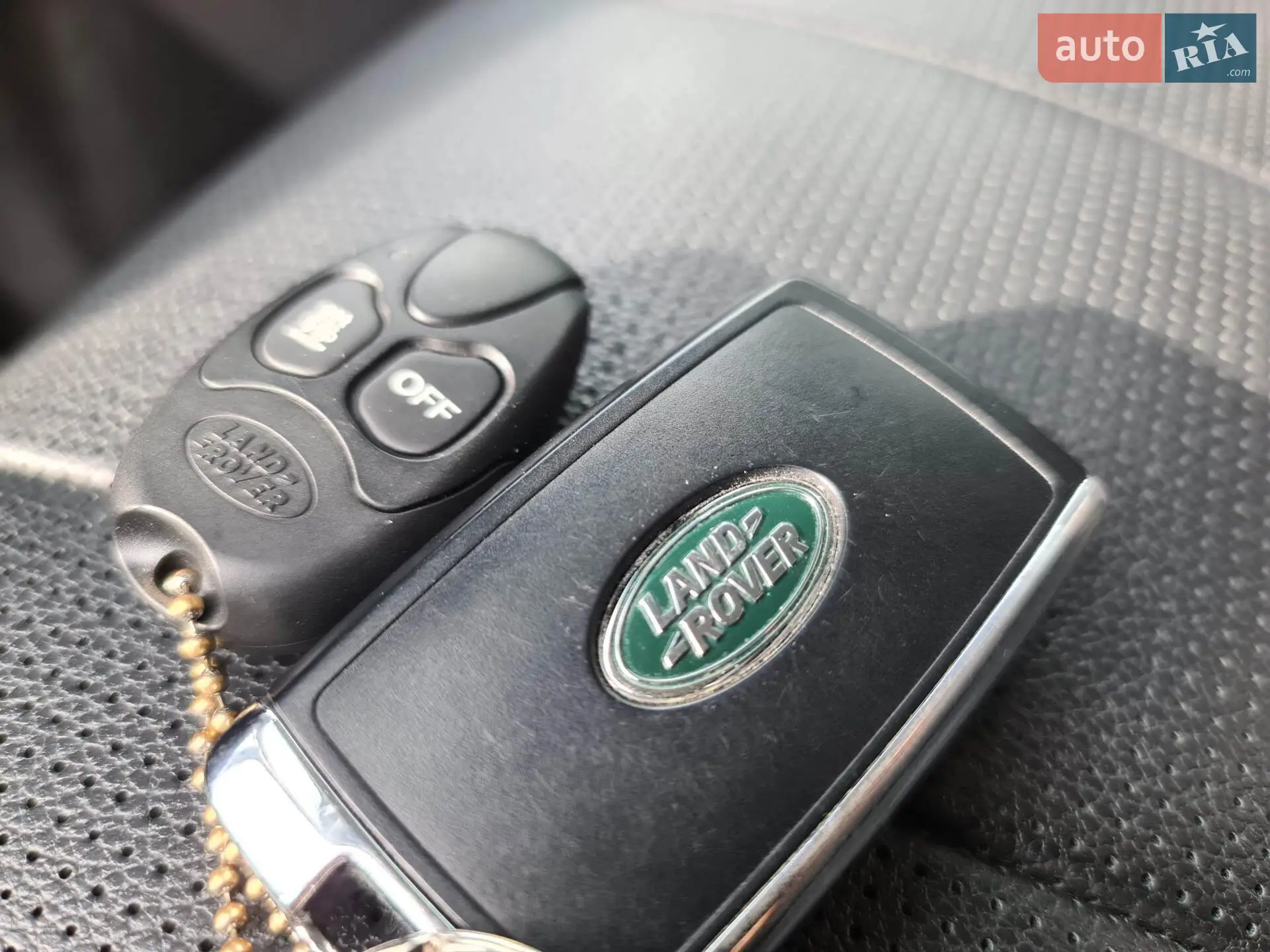 2019 Land Rover Discovery - мініатюра 28