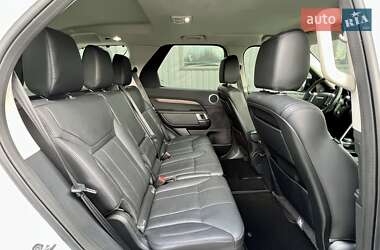 Позашляховик / Кросовер Land Rover Discovery 2017 в 