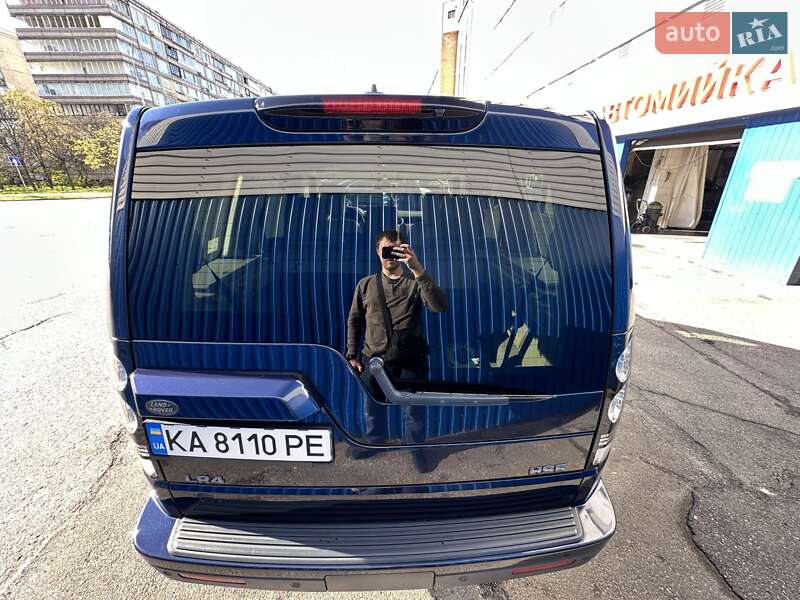 Внедорожник / Кроссовер Land Rover Discovery 2016 в Киеве