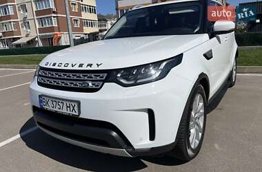 Внедорожник / Кроссовер Land Rover Discovery 2017 в 