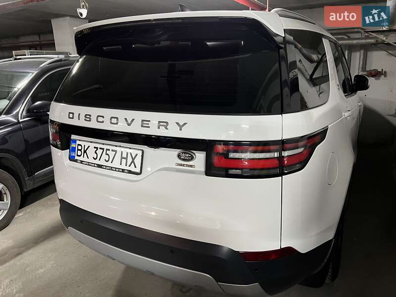 Позашляховик / Кросовер Land Rover Discovery 2017 в Києві