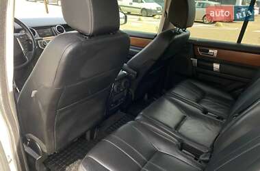 Позашляховик / Кросовер Land Rover Discovery 2012 в 