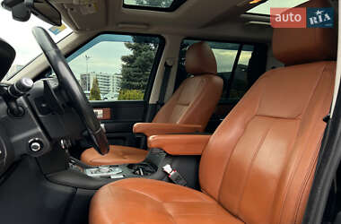 Позашляховик / Кросовер Land Rover Discovery 2016 в 