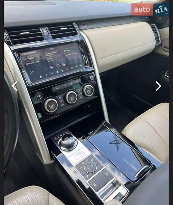 Внедорожник / Кроссовер Land Rover Discovery 2018 в Хмельницком