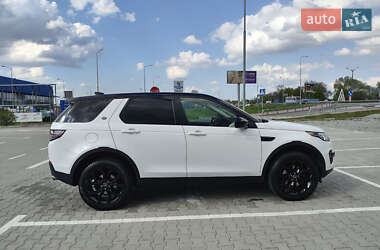 Позашляховик / Кросовер Land Rover Discovery 2016 в 
