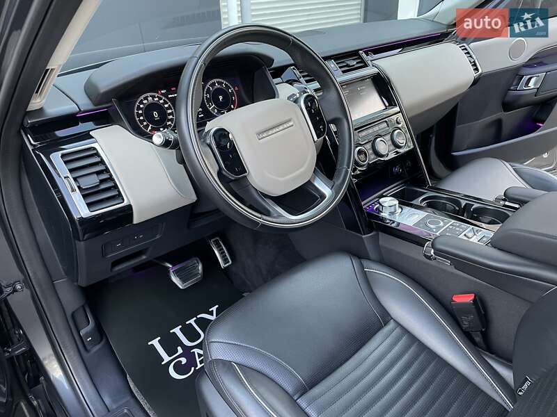 Внедорожник / Кроссовер Land Rover Discovery 2018 в Киеве
