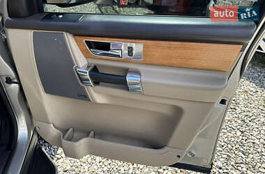 Позашляховик / Кросовер Land Rover Discovery 2013 в 