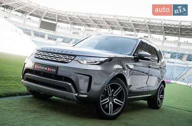 Внедорожник / Кроссовер Land Rover Discovery 2017 в 
