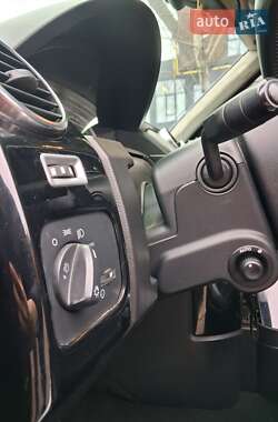 Позашляховик / Кросовер Land Rover Discovery 2008 в 