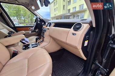 Позашляховик / Кросовер Land Rover Discovery 2011 в 