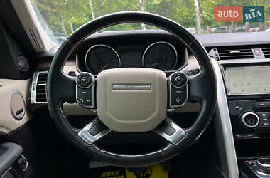 Позашляховик / Кросовер Land Rover Discovery 2017 в 